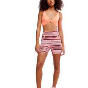 Never Better Twist Crop